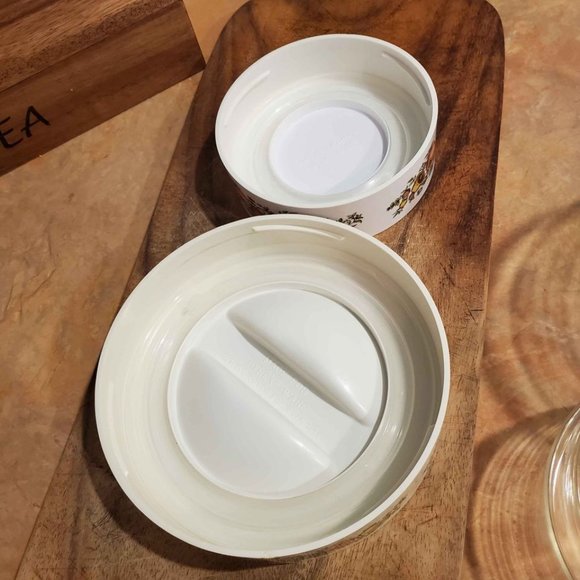 VTG Pyrex Stack N See 4 pc Canister Set 7064-8 Spice O' Life 16 oz/48 oz Used - Picture 3 of 4